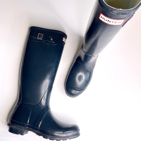 Hunter Dark Blue Boots with Black Sock Inserts - Picture 1 of 13